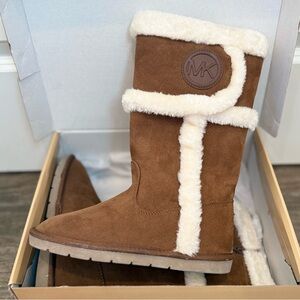 New With Box Michael Kors Big Kids Girl’s Boots Size: US4 Big Girls Winter